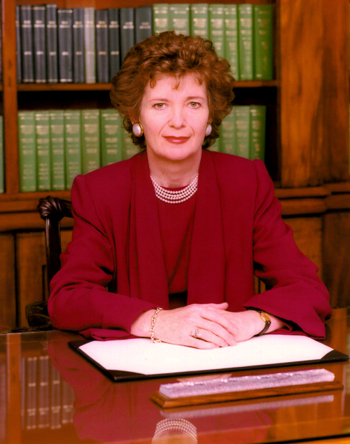  Mary Robinson